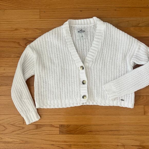 Hollister White Chenille Cropped Cardigan Sweater M Cute Summer Layer - Picture 4 of 9